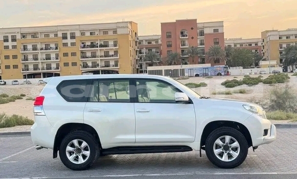 Acheter Occasion Voiture Toyota Prado Blanc à Abuja, État de Lagos Acheter Occasion Voiture Toyota Prado Blanc à Abuja, État de Lagos