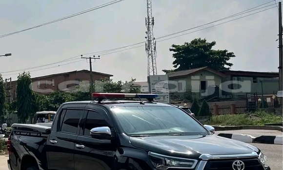 Acheter Occasion Voiture Toyota Hilux Noir à Ogoja, État de Cross River Acheter Occasion Voiture Toyota Hilux Noir à Ogoja, État de Cross River