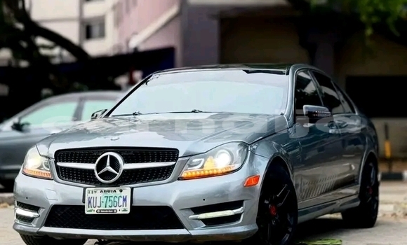 Acheter Occasion Voiture Mercedes-Benz C–Class Autre à Abuja, État de Lagos Acheter Occasion Voiture Mercedes-Benz C–Class Autre à Abuja, État de Lagos