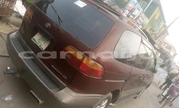 Acheter Occasion Voiture Toyota Sienna Rouge à Abuja, État de Lagos Acheter Occasion Voiture Toyota Sienna Rouge à Abuja, État de Lagos