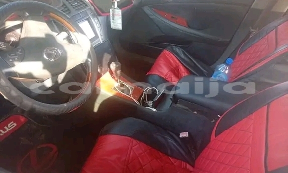 Acheter Occasion Voiture Lexus ES 300 Rouge à Abuja, État de Lagos Acheter Occasion Voiture Lexus ES 300 Rouge à Abuja, État de Lagos