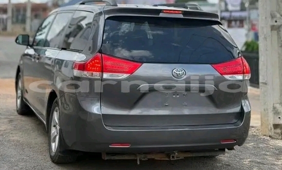 Acheter Occasion Voiture Toyota Sienna Autre à Abuja, État de Lagos Acheter Occasion Voiture Toyota Sienna Autre à Abuja, État de Lagos