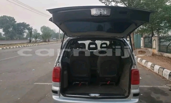 Buy Used Volkswagen Sharan White Car in Abuja in Lagos State Buy Used Volkswagen Sharan White Car in Abuja in Lagos State