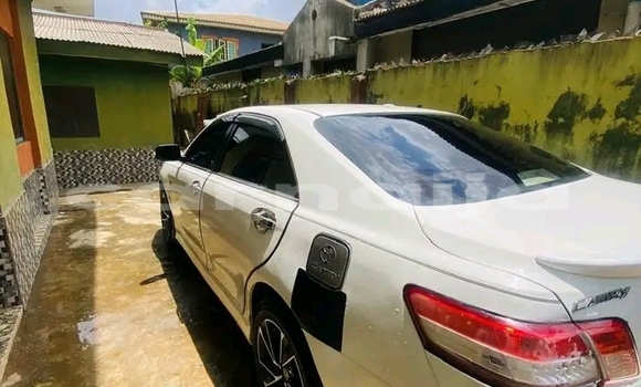 Buy Used Toyota Camry White Car in Abuja in Lagos State Buy Used Toyota Camry White Car in Abuja in Lagos State