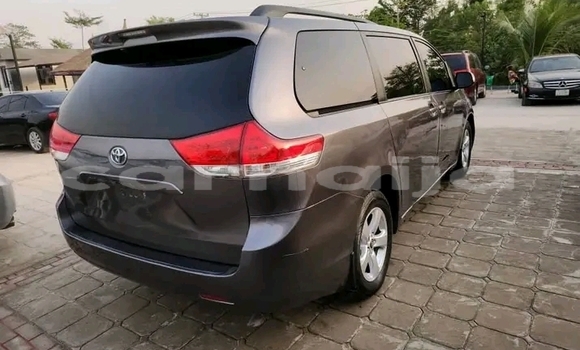 Acheter Occasion Voiture Toyota Sienna Autre à Abuja, État de Lagos Acheter Occasion Voiture Toyota Sienna Autre à Abuja, État de Lagos
