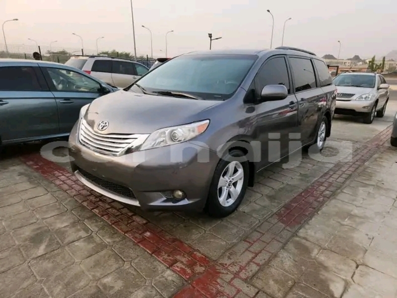 Big with watermark toyota sienna lagos state abuja 46811