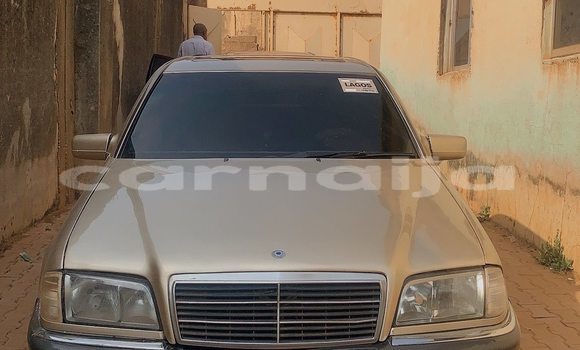 Acheter Occasion Voiture Mercedes-Benz C–Class Autre à Lagos, État de Lagos Acheter Occasion Voiture Mercedes-Benz C–Class Autre à Lagos, État de Lagos