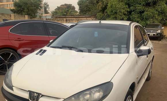Acheter Occasion Voiture Peugeot 206 Blanc à Lagos, État de Lagos Acheter Occasion Voiture Peugeot 206 Blanc à Lagos, État de Lagos