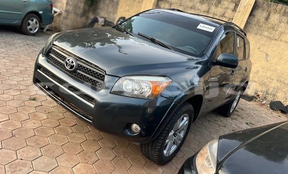 Acheter Occasion Voiture Toyota RAV4 Noir à Lagos, État de Lagos Acheter Occasion Voiture Toyota RAV4 Noir à Lagos, État de Lagos