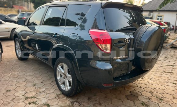 Acheter Occasion Voiture Toyota RAV4 Noir à Lagos, État de Lagos Acheter Occasion Voiture Toyota RAV4 Noir à Lagos, État de Lagos