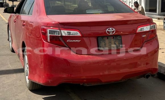 Acheter Occasion Voiture Toyota Camry Rouge à Lagos, État de Lagos Acheter Occasion Voiture Toyota Camry Rouge à Lagos, État de Lagos