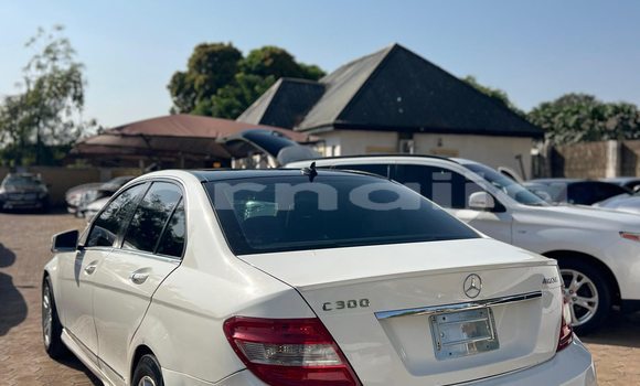 Acheter Occasion Voiture Mercedes-Benz C–Class Blanc à Lagos, État de Lagos Acheter Occasion Voiture Mercedes-Benz C–Class Blanc à Lagos, État de Lagos