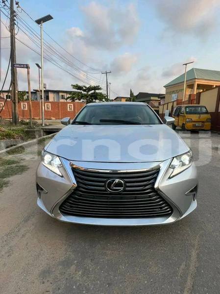 Big with watermark lexus es lagos state lagos 46851