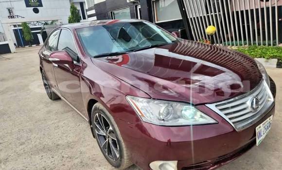 Acheter Occasion Voiture Lexus IS Rouge à Lagos, État de Lagos Acheter Occasion Voiture Lexus IS Rouge à Lagos, État de Lagos