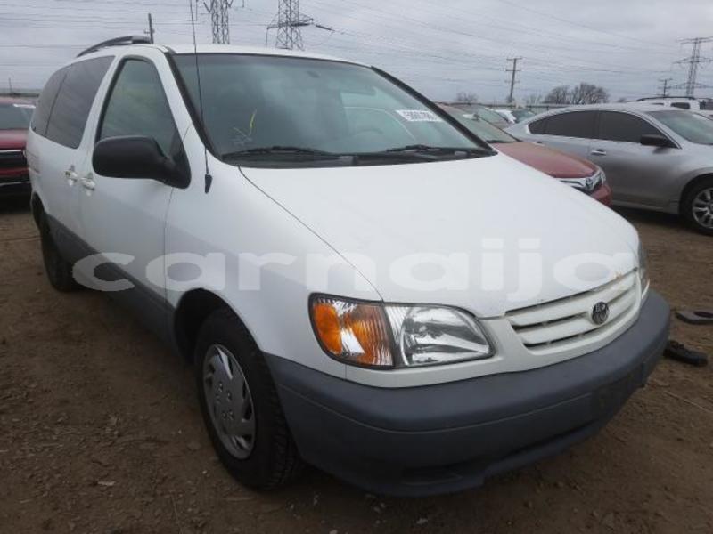 Big with watermark toyota sienna lagos state lagos 46877