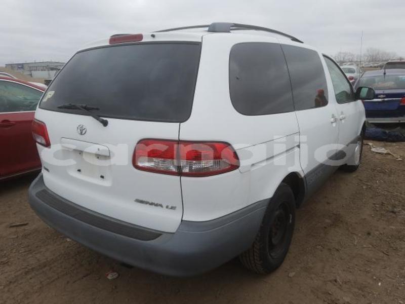 Big with watermark toyota sienna lagos state lagos 46877