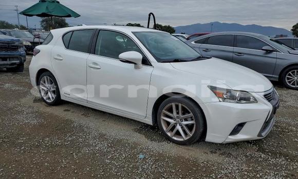 Buy Used Lexus CT White Car in Badagry in Lagos State Buy Used Lexus CT White Car in Badagry in Lagos State