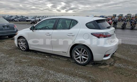 Buy Used Lexus CT White Car in Badagry in Lagos State Buy Used Lexus CT White Car in Badagry in Lagos State