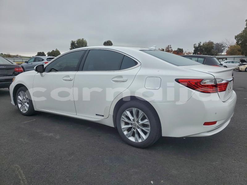 Big with watermark lexus es lagos state lagos 46899