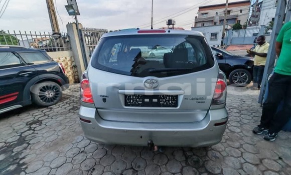 Acheter Import Voiture Toyota Corolla Verso Gris à Daura, Katsina Acheter Import Voiture Toyota Corolla Verso Gris à Daura, Katsina