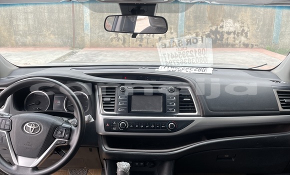 Buy Import Toyota Highlander Silver Car in Lagos in Lagos State Buy Import Toyota Highlander Silver Car in Lagos in Lagos State