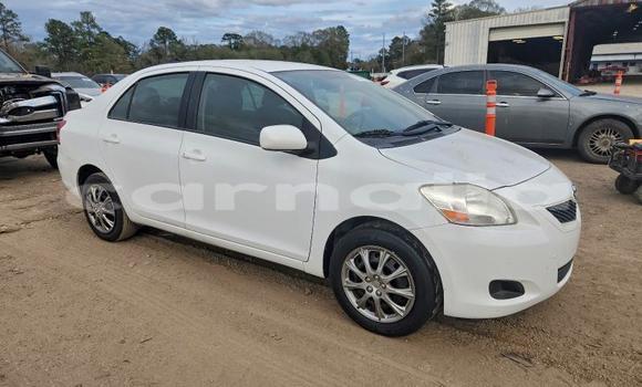 Buy Used Toyota Yaris White Car in Badagry in Lagos State Buy Used Toyota Yaris White Car in Badagry in Lagos State