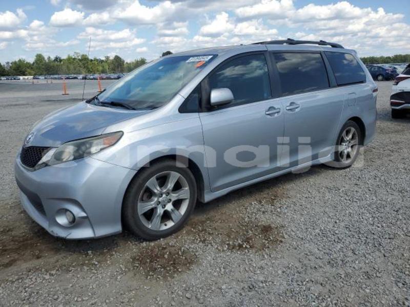 Big with watermark toyota sienna lagos state lagos 46916