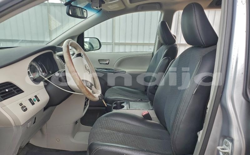 Big with watermark toyota sienna lagos state lagos 46916