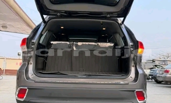 Buy Used Toyota Highlander Other Car in Abak in Akwa Ibom State Buy Used Toyota Highlander Other Car in Abak in Akwa Ibom State