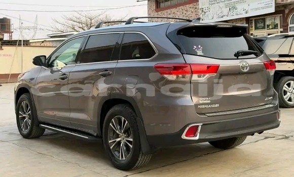 Buy Used Toyota Highlander Other Car in Abak in Akwa Ibom State Buy Used Toyota Highlander Other Car in Abak in Akwa Ibom State
