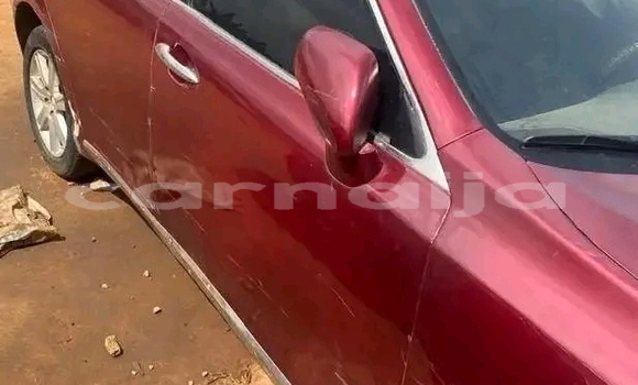 Buy Used Lexus ES 300 Red Car in Achalla in Anambra State Buy Used Lexus ES 300 Red Car in Achalla in Anambra State