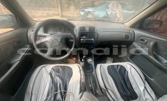 Acheter Occasion Voiture Mazda 323 Blanc à Abudu, Edo