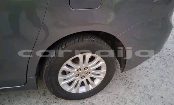 Buy Used Toyota Sienna Other Car in Abakaliki in Ebonyi State Buy Used Toyota Sienna Other Car in Abakaliki in Ebonyi State
