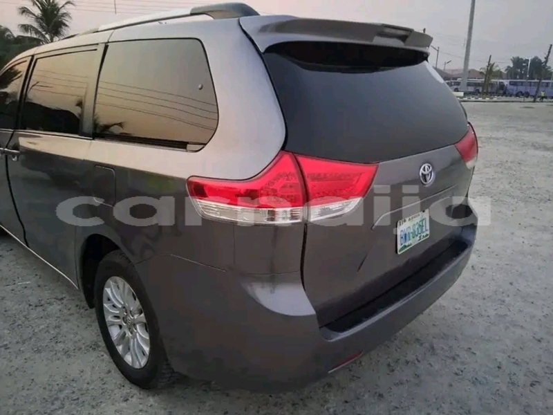 Big with watermark toyota sienna ebonyi state abakaliki 47100