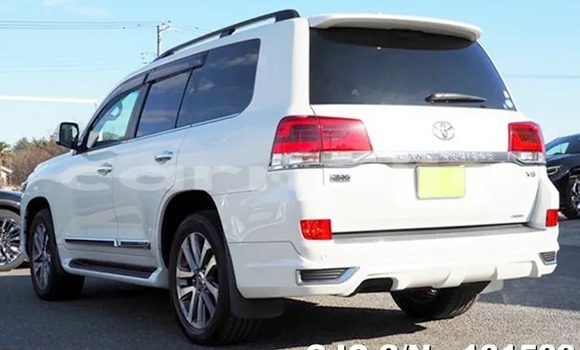 Buy New Toyota Land Cruiser White Car in Lagos in Lagos State Buy New Toyota Land Cruiser White Car in Lagos in Lagos State