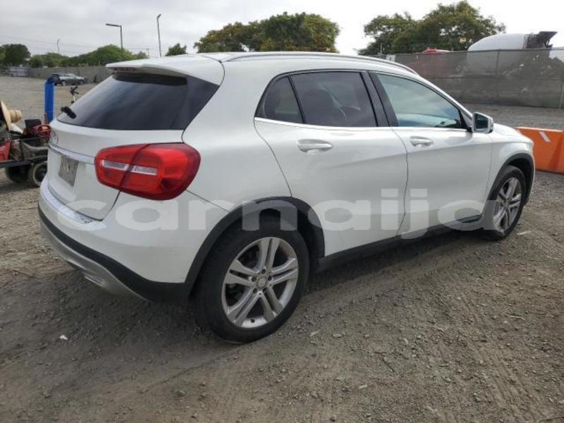 Big with watermark mercedes benz gla klasse lagos state badagry 47307