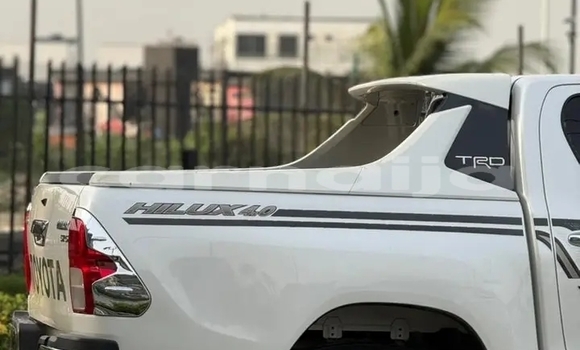 Buy Used Toyota Hilux White Car in Abuja in Lagos State Buy Used Toyota Hilux White Car in Abuja in Lagos State