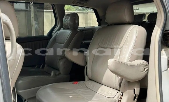 Buy Used Toyota Sienta White Car in Abuja in Lagos State Buy Used Toyota Sienta White Car in Abuja in Lagos State