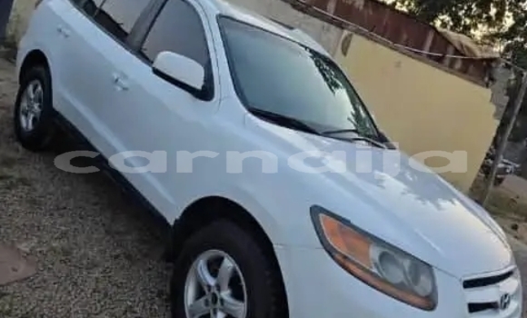 Buy Used Hyundai Santa Fe White Car in Abuja in Lagos State Buy Used Hyundai Santa Fe White Car in Abuja in Lagos State
