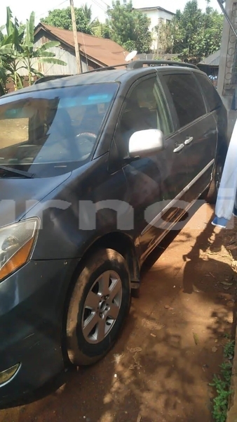 Big with watermark toyota sienna lagos state abuja 47445