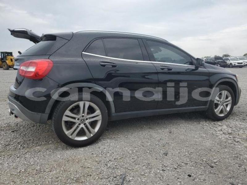 Big with watermark mercedes benz gla klasse lagos state badagry 47468