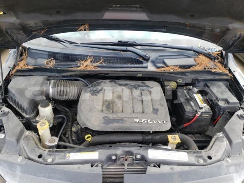 Big with watermark volkswagen routan lagos state lagos 47573