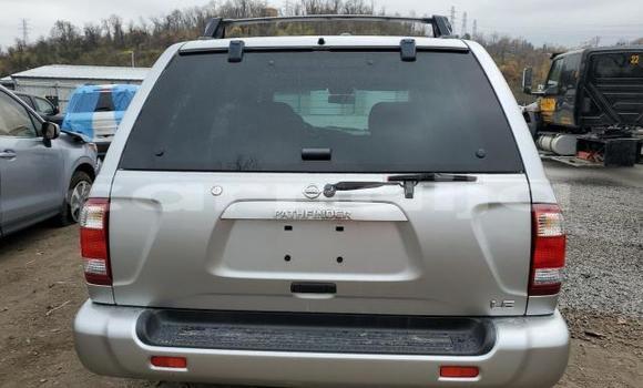 Buy New Nissan Pathfinder Silver Car in Lagos in Lagos State Buy New Nissan Pathfinder Silver Car in Lagos in Lagos State