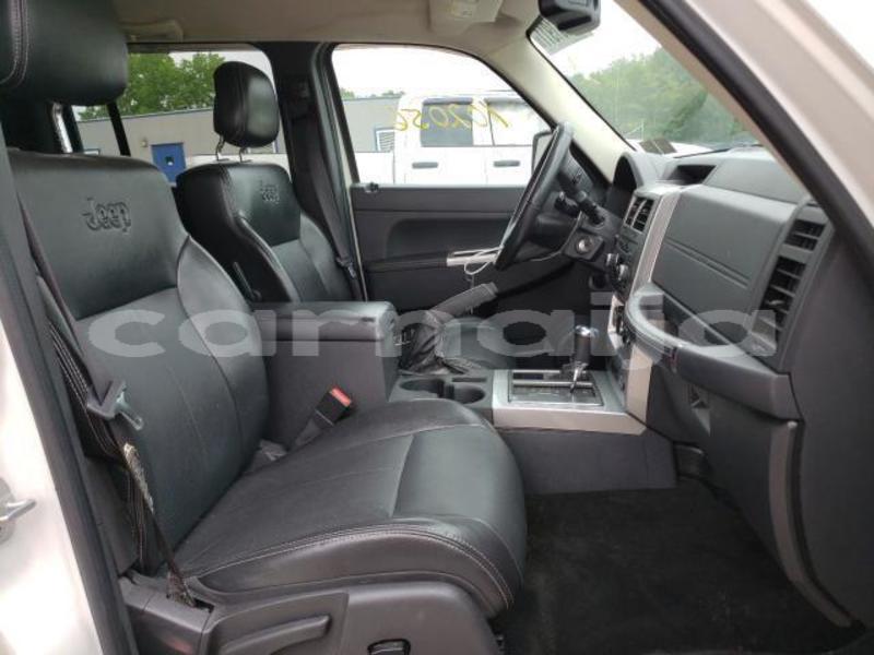 Big with watermark jeep liberty lagos state lagos 47622