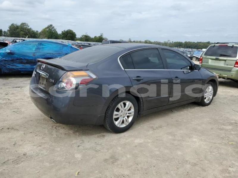 Big with watermark nissan altima lagos state lagos 47630