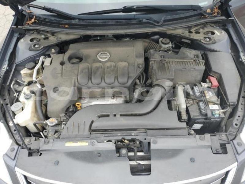 Big with watermark nissan altima lagos state lagos 47630