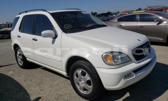 Acheter Neuf Voiture Mercedes-Benz ML–Class Blanc à Lagos, État de Lagos