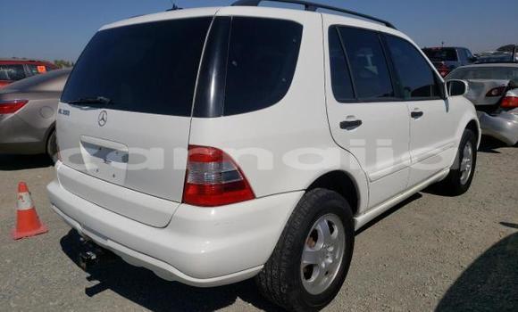 Buy New Mercedes-Benz ML–Class White Car in Lagos in Lagos State Buy New Mercedes-Benz ML–Class White Car in Lagos in Lagos State