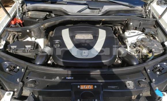 Buy New Mercedes-Benz ML–Class White Car in Lagos in Lagos State Buy New Mercedes-Benz ML–Class White Car in Lagos in Lagos State