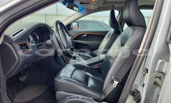 Buy Used Volvo XC70 Silver Car in Lagos in Lagos State Buy Used Volvo XC70 Silver Car in Lagos in Lagos State